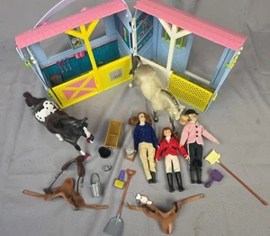 Breyer Pony Mädels Stall und Pferde - Bild 1 von 13