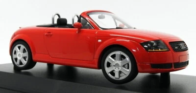 Minichamps 1/18 Scale Model Car 155 017032 - 1999 Audi TT Roadster - Red - Image 1 of 4