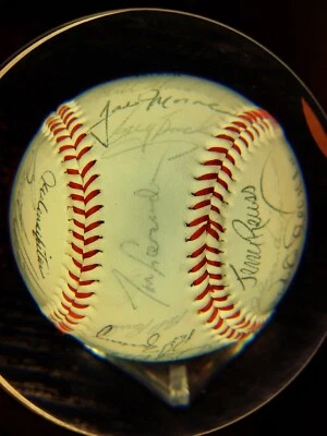 ⚾️ 1981 Los Angeles Dodgers World Series Champs Team Signed Gem Of Baseball - Image 1 of 4