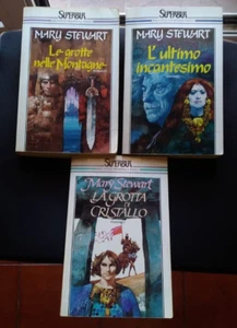 MARY STEWART - LOTTO 3 VOLUMI - LA GROTTA DI CRISTALLO - RIZZOLI FANTASY - Foto 1 di 5