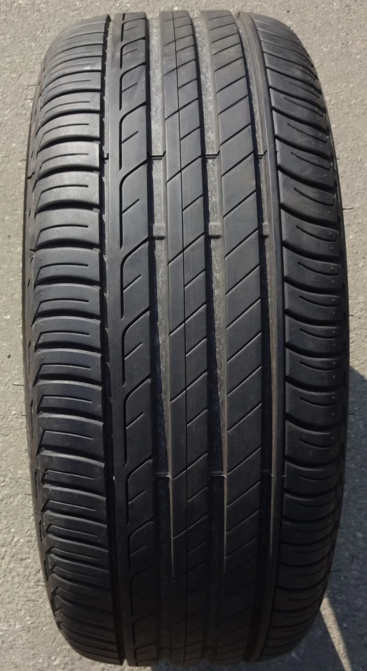 1 Sommerreifen 245/45 R18 100Y Bridgestone DriveGuard RFT RSC E1446 - Bild 1 von 1