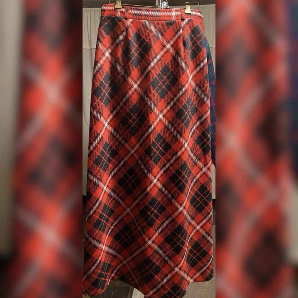 Maxi falda a cuadros roja y negra vintage para mujer de los años 70’s - Montgomery Ward talla 14 Foto 1 de 3