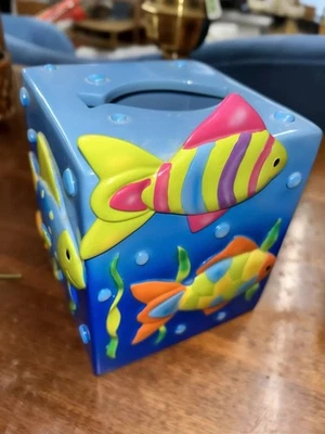 Caja de pañuelos playeros multicolor de resina pesada 3D arco iris peces tropicales vida náutica Foto 1 de 2