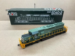 KATO HO SCALE DIESEL LOCOMOTIVE SD40-2 BC RAIL CANADIAN BRITISH COLUMBIA DCC ! - Picture 1 of 13