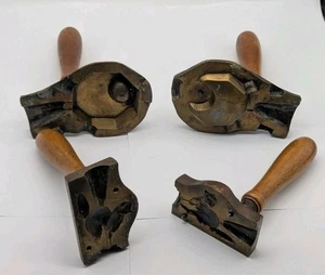 Vintage Howling Scaredy Cat Mold Wooden Handles Look Read BRASS Two-Piece READ - Bild 1 von 14