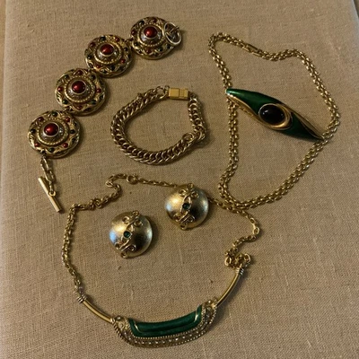 Lot Bijoux Vintage Haute Fantaisie - Immagine 1 di 4