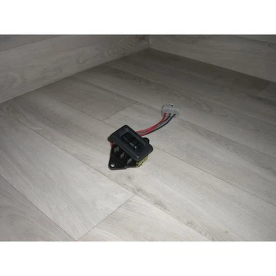 INTERRUPTOR Mazda 323 F (BG14) Coupé 1.6i (B6(8_V)) 1992 - Imagen 1 de 4