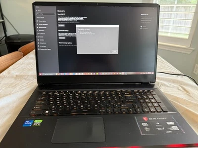 MSI GE76 Raider 11UE-046 17.3" (1TB SSD, Intel Core i7 11th Gen., 4.60 GHz,... - Image 1 of 4