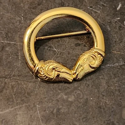 Broche clásico Napier elegante cabeza de carnero Foto 1 de 4