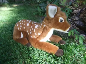 FAO Schwarz Toys R Us Fawn Deer Laying Down 19" Long 2015 Plush Toy - Picture 1 of 16