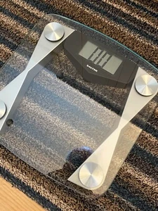 Salter glass top scales. Large, easily viewed, digital readout. - Picture 1 of 3