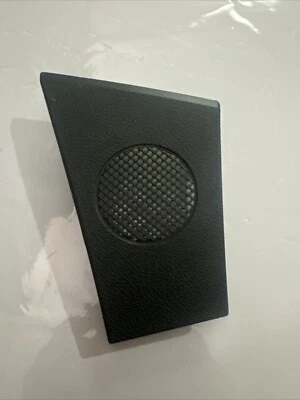 2019-2021 MERCEDES-BENZ SPRINTER 2500 DASH RIGHT SPEAKER COVER OEM A91008270400 - Image 1 of 4