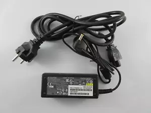 Alimentation Chargeur FUJITSU A12-065N2A 19V 3.42A CP500621-01 Original - Picture 1 of 2