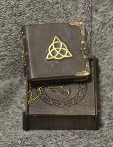 Celtic Triskel themed Handmade leather craft paper notebook in wooden box - Picture 1 of 8