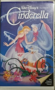 Cinderella Vintage 1988 BLACK DIAMOND Walt Disney VHS Cartoon Schiffe Medien Post - Bild 1 von 4