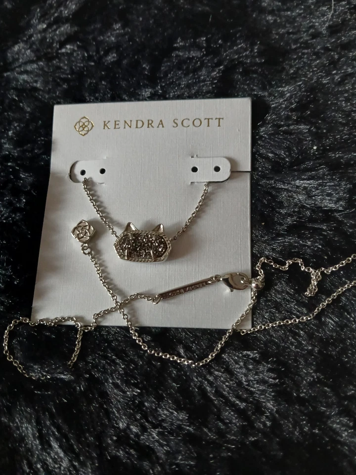 Kendra Scott Necklace Silver Cat Drusy Gray Pendant - Image 1 of 1