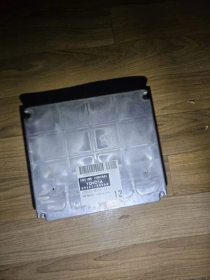 Unidad de control del motor Toyota Highlander 2004 ECU 89661-48660 OEM Denso Foto 1 de 2