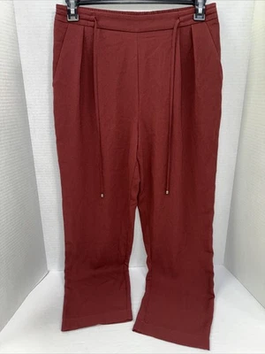Pantalones para mujer Forever 21 talla grande borgoña elásticos plisados de poliéster Foto 1 de 4