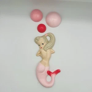 Mermaid Chalkware Kitsch Kitschy Wall Plaque Mid-Century Retro Fish VTG Style - Picture 1 of 3