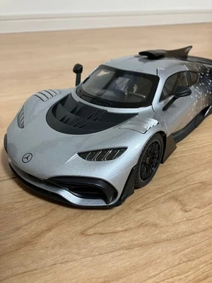 Mercedes-AMG ONE 1/18 el auto - Immagine 1 di 4