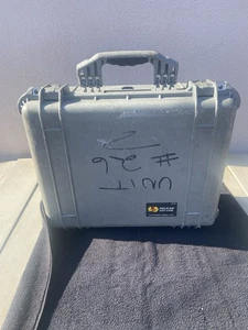 PELICAN 1550 PROTECTOR CASE WITH FOAM GREY WATERTIGHT - Picture 1 of 18