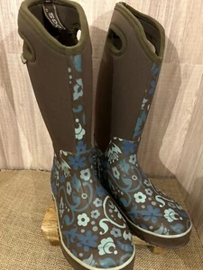 womens BOGS Rain/Snow Boots Chocolate Brown & Blue Paisley Pattern Size US 8 - Picture 1 of 14