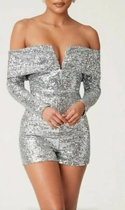 NEU MIT ETIKETT MESHKI PAILLETTEN SCHULTERFREI SILBER STRAMPLER PLAYSUIT GR M - Bild 1 von 7