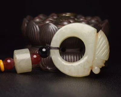 认证天然海天玉雕刻精致仙田吊坠雕像 11201 — 第 1/4 张图片