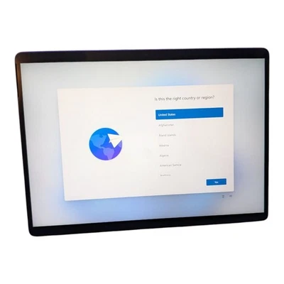 Microsoft Surface Pro 9 Tablet i7-1265U 16gb Ram 256gb SSD Windows 11 Pro - Image 1 of 4