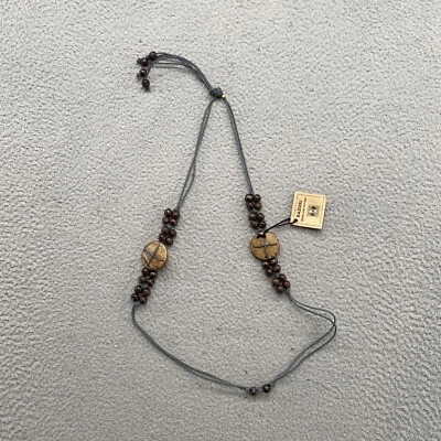 Colar de contas de madeira artesanal Kazuri feito no Quênia comércio justo NOVO - Imagem 1 de 4