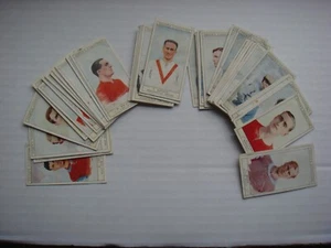 FOOTBALL CAPTAINS OF ASSOCIATION FOOTBALL CLUBS & COLOURS, OGDEN'S SET OF 44 VG - Picture 1 of 2