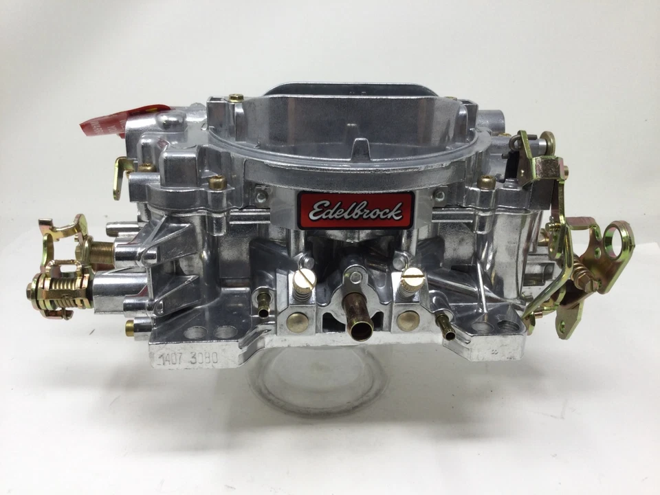 Carburador Edelbrock 750 CFM estrangulador manual "como nuevo" # 1407 Foto 1 de 4