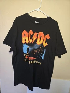 AC/DC Screen Print Rock Band Tee Size Small Concert Classic Fan Favorite - Picture 1 of 4