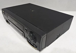 JVC  HR-VP682U - Pro-Cision 19u VCR VHS Player/Recorder 4 Head  Tested Works - Picture 1 of 12