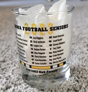 2023 Iowa Hawkeyes Senior Class Football Awards Banquet Glass - Picture 1 of 6