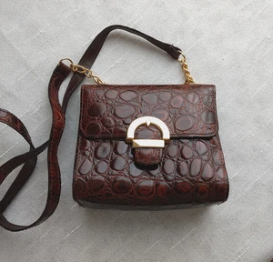 Damen-Handtasche,rotbraun , goldfarben, langer Trageriemen - Bild 1 von 5