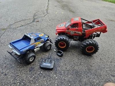 2) Dodge RAMINATOR + ENFORCER Radio Shack Radio Control Monster TRUCK LOT REPAIR - Image 1 of 4
