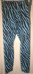 Nike Medium blau schwarz Tiger Print enge Passform 7/8 Länge Damen Activewear neu mit Etikett - Bild 1 von 10