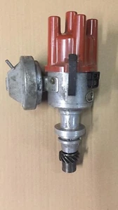 AUDI 100 90 80 Ignition Distributors 5 Cil Engine 035905205 A - Picture 1 of 3