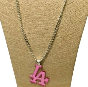 LA Los Angeles Pendant Necklace Pink Silver Chain Long Big Large Statement Retro - Picture 1 of 4