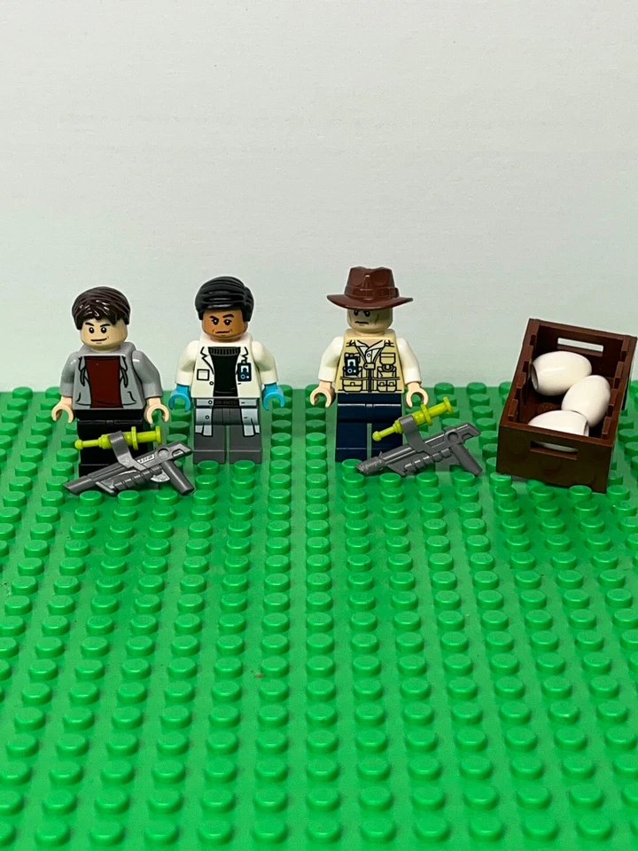LEGO Jurassic World Veterinario Zach Dr Henry Wu Minifiguras Dinosaurio Blaster Caja Huevos Foto 1 de 1