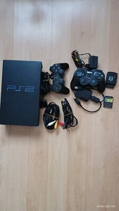 Sony PlayStation 2 4 GB Schwarz Spielekonsole (PAL - SCPH-39004) - Bild 1 von 2