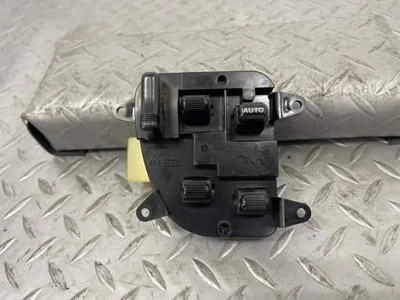 Interruptor de ventana eléctrica SUBARU Impreza 1994 E-GF4 83081FA000 [Usado] [PA97753248] Foto 1 de 3