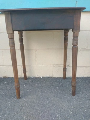 Mesa auxiliar/soporte de trabajo de madera antigua  Foto 1 de 4