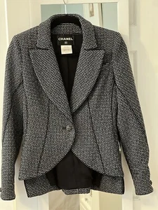 Authentic CHANEL Tweed Jacket Size 38 /US 4 - Picture 1 of 8