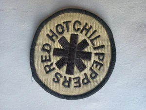 Parche vintage de chiles rojos picantes 3" verde militar negro bordado envío gratuito - Imagen 1 de 4