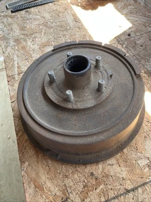 Nos Mopar 11x2.75 Brake Drum 1965-1970 Chrysler Plymouth Dodge Hub And Drum Assy - Image 1 of 4