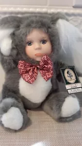 2000 Geppeddo Cuddle Kids Kesley Koala Porzellan Gesicht Plüsch 9 Zoll Originalverpackt/Etikett - Bild 1 von 9