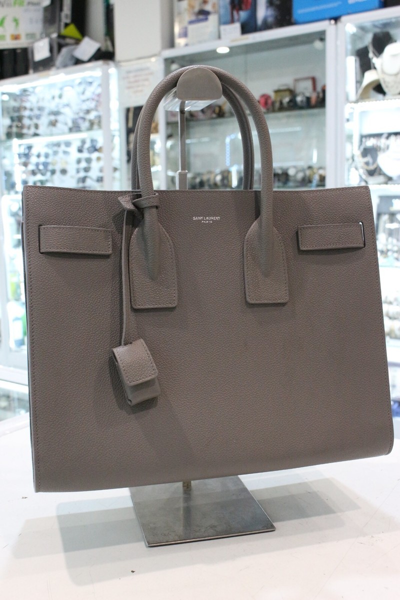 Las mejores ofertas en Bolsos y carteras Saint Laurent con Las mejores ofertas en Bolsos y carteras Saint Laurent con