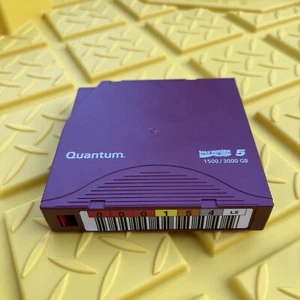 Lecteur de cartouche de données QUANTUM Ultrium 5 1500/3000 Go - Photo 1/7